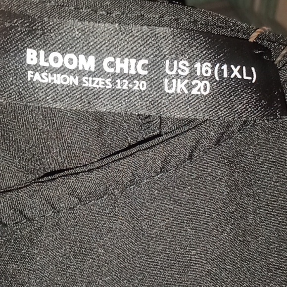 Cute long dress 👗🖤🥰 - Picture 7 of 7